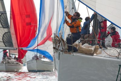 El Trofeo Primavera celebra su primera regata en el Abra